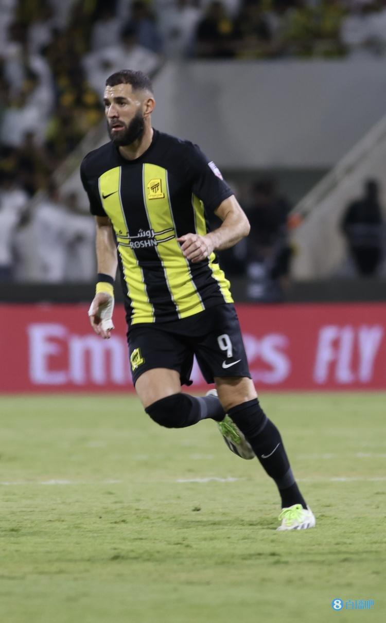 开云官网-意大利绝杀里昂,本泽马绝境逆转的简单介绍