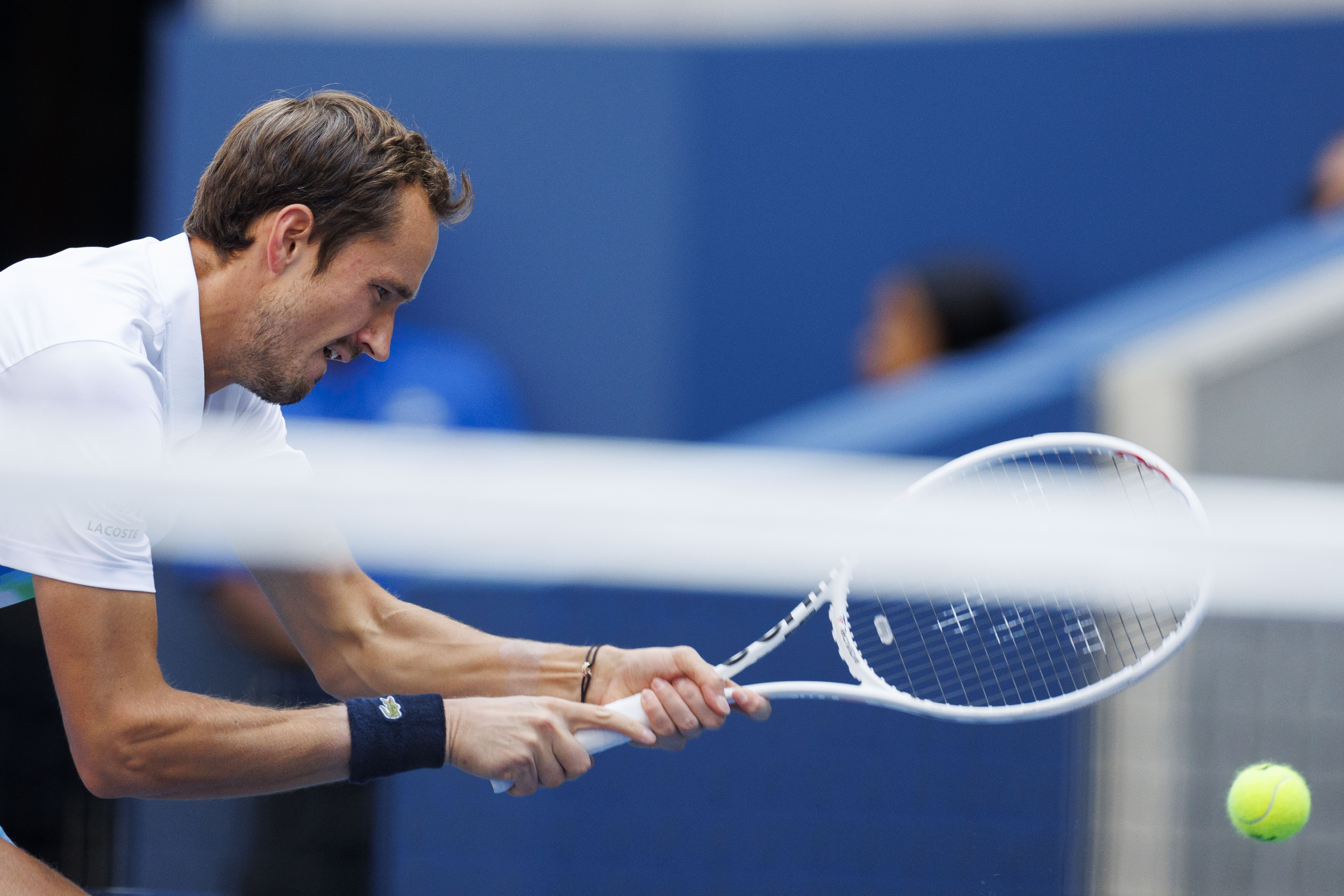 开云体育中国-包含美国网球队强势英国网球队,梅德韦杰夫送出助攻的词条