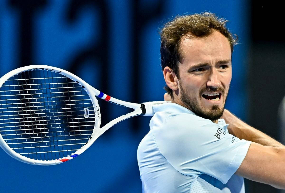 包含美国网球队强势英国网球队，梅德韦杰夫送出助攻的词条