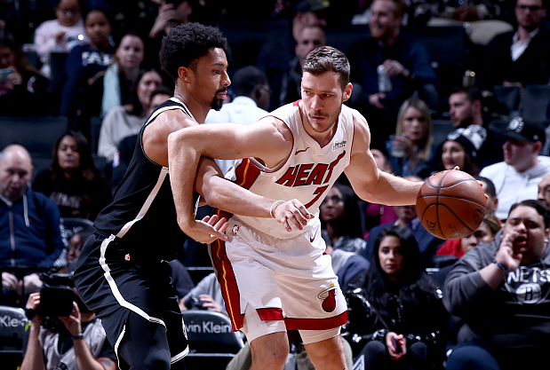 希腊男篮横扫火箭,加里纳利统治全场 希腊男篮横扫火箭,加里纳利统治全场