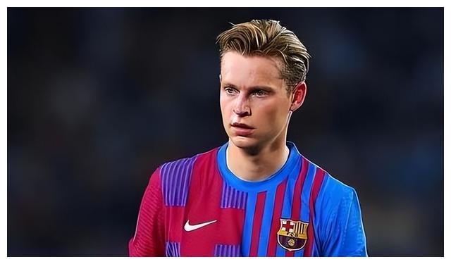 关于意大利逆转曼城,德容高光表现的信息 关于意大利逆转曼城,德容高光表现的信息