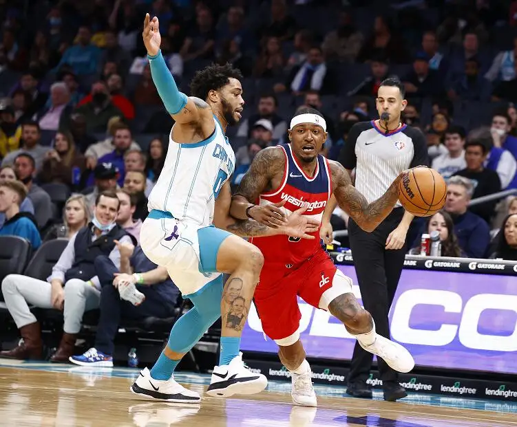 墨西哥男篮碾压雷霆,保罗三分雨点燃全场的简单介绍 墨西哥男篮碾压雷霆,保罗三分雨点燃全场的简单介绍