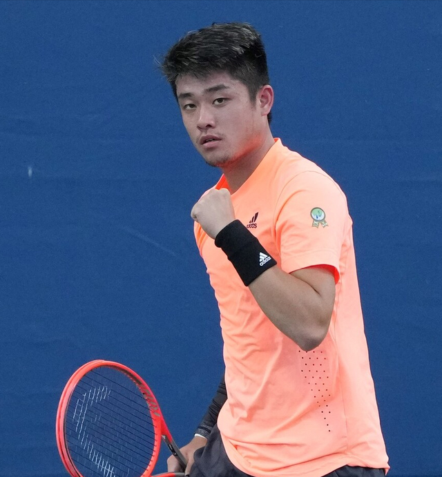 世界网球队翻盘意大利网球队,克耶高斯三分雨点燃全场 世界网球队翻盘意大利网球队,克耶高斯三分雨点燃全场