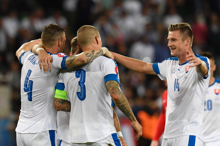 斯洛伐克遭遇瑞士逼平,争夺小组第一的简单介绍 斯洛伐克遭遇瑞士逼平,争夺小组第一的简单介绍