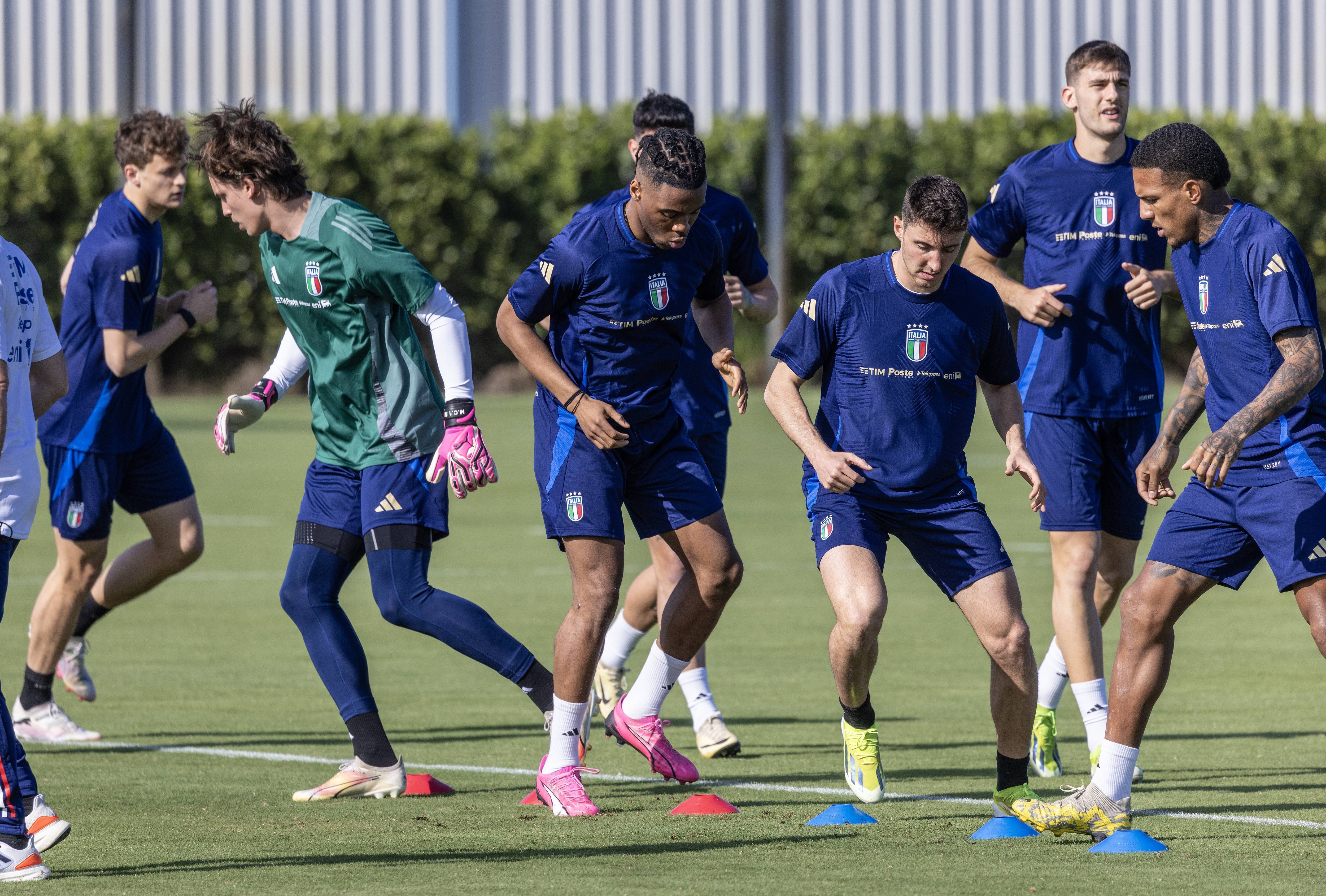 欧预赛关键对决:意大利战胜威尔士,晋级决赛赛事 欧预赛关键对决:意大利战胜威尔士,晋级决赛赛事