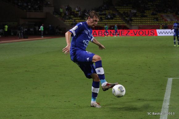 开云足球直播-摩纳哥客场战平巴斯蒂亚,赛季首次取分的简单介绍