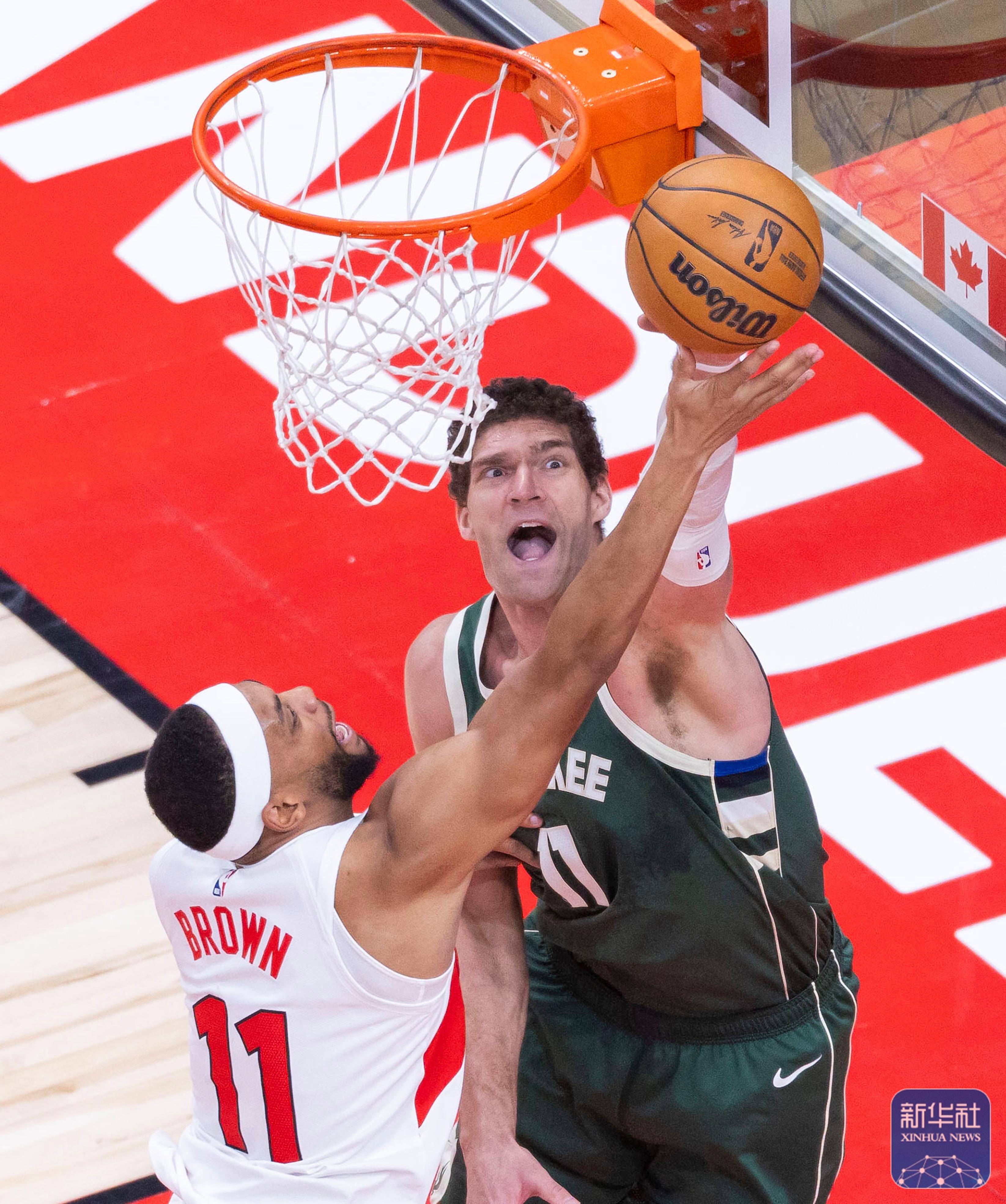 猛龙年轻球员连砍20分,精彩表现获赞的简单介绍 猛龙年轻球员连砍20分,精彩表现获赞的简单介绍