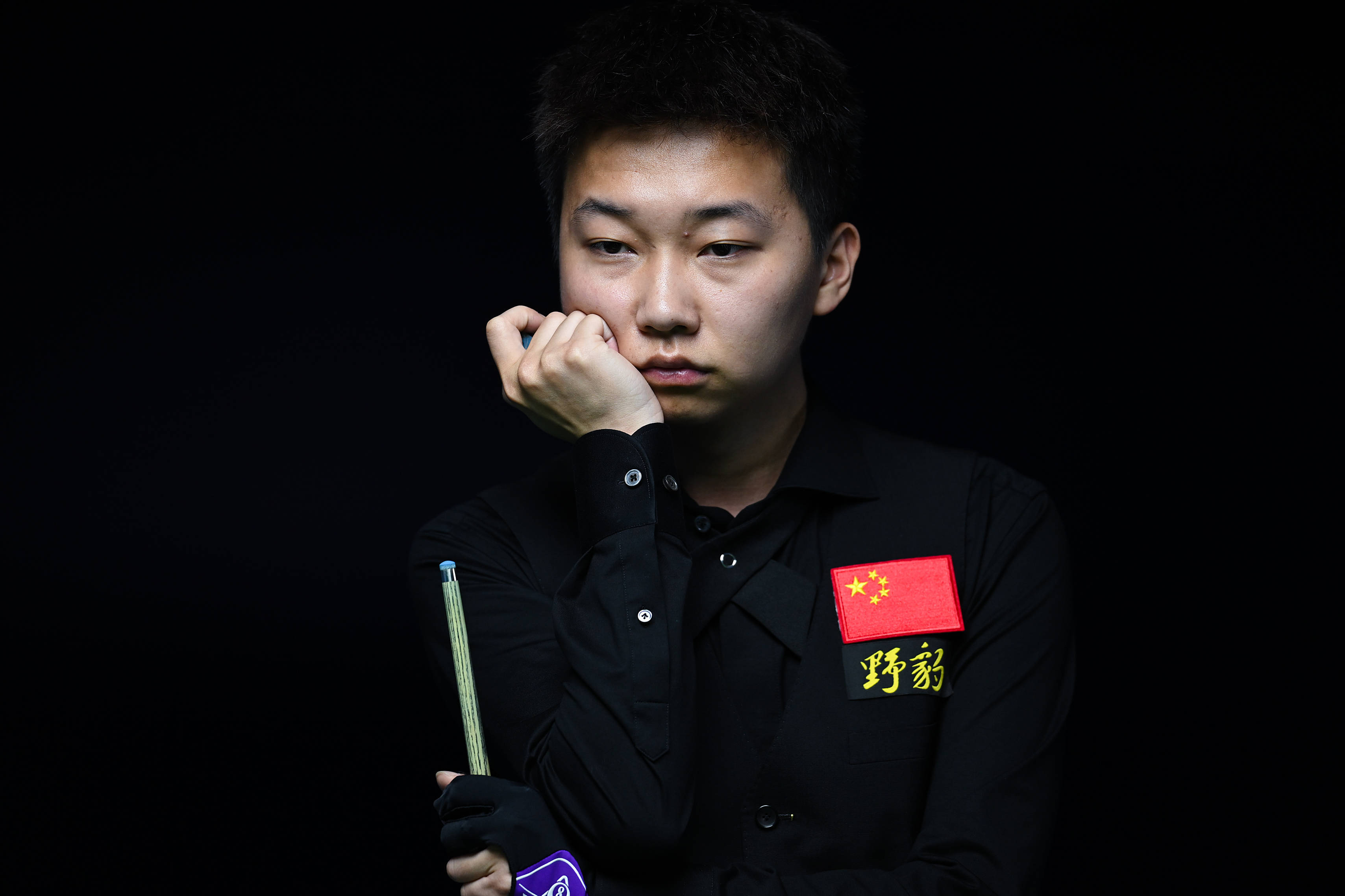 开云体育在线-鬼斧神工!手球选手技艺精湛