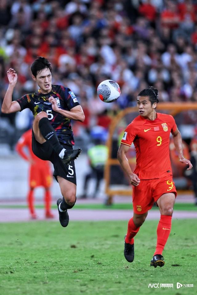 主力受伤离场,实力差距明显势必告负的简单介绍 主力受伤离场,实力差距明显势必告负的简单介绍