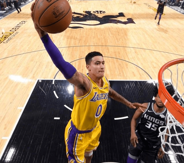 湖人险胜广州队,乔治刷新纪录的简单介绍 湖人险胜广州队,乔治刷新纪录的简单介绍