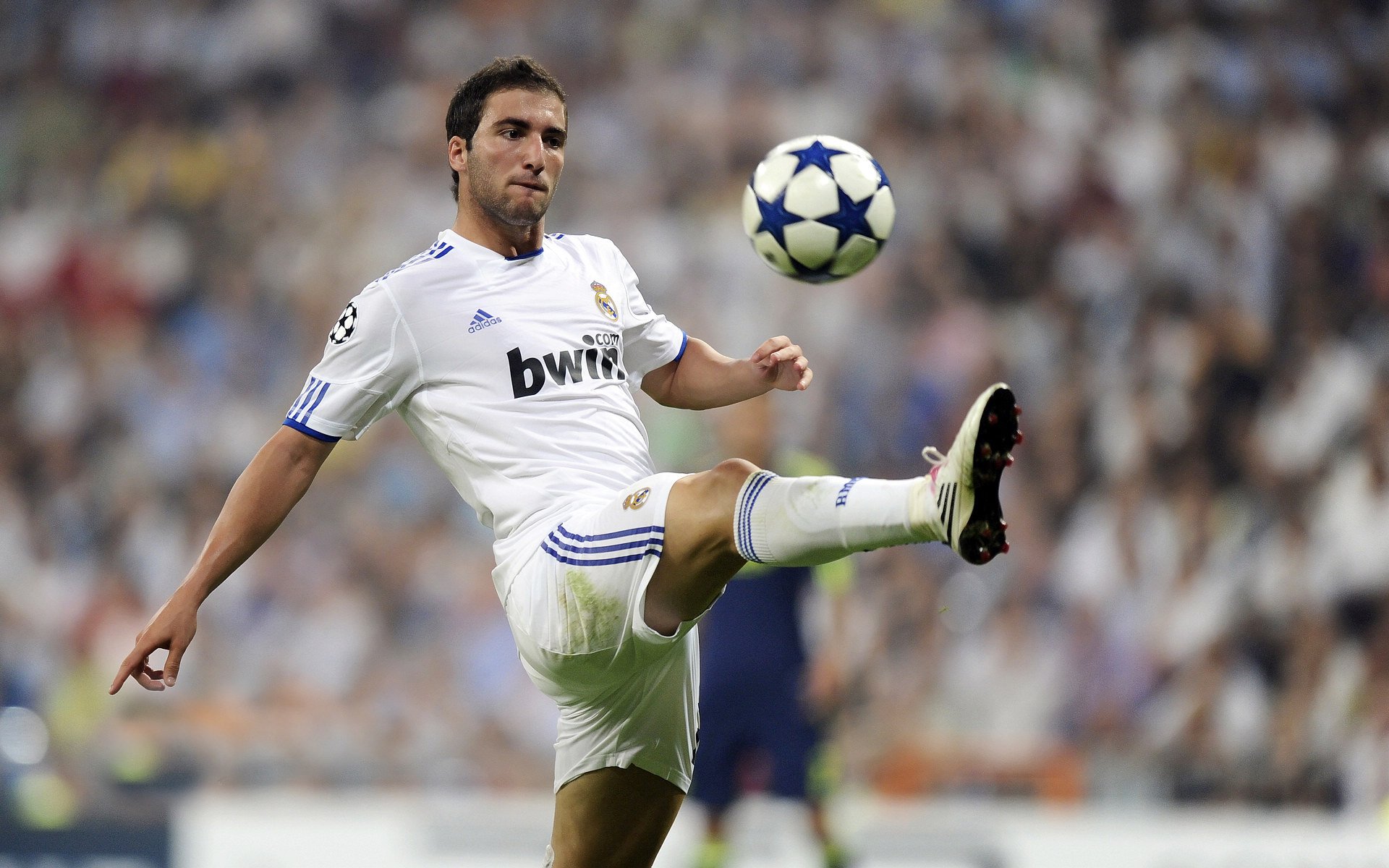 开云体育官方网站-从巴格达的废墟到布宜诺斯艾利斯的欢呼，阿什拉夫如何成为改写历史的关键先生