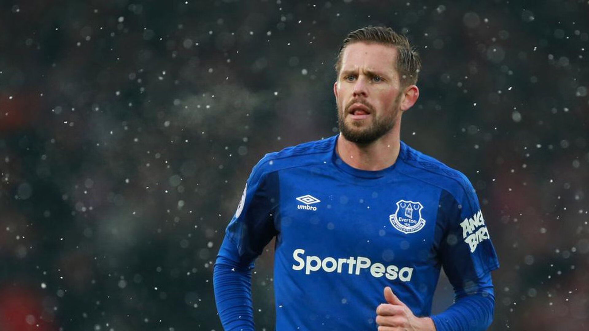 开云体育-绿茵场上的双面叙事,奥斯梅恩的爆发与伊朗决胜局的冷峻美学