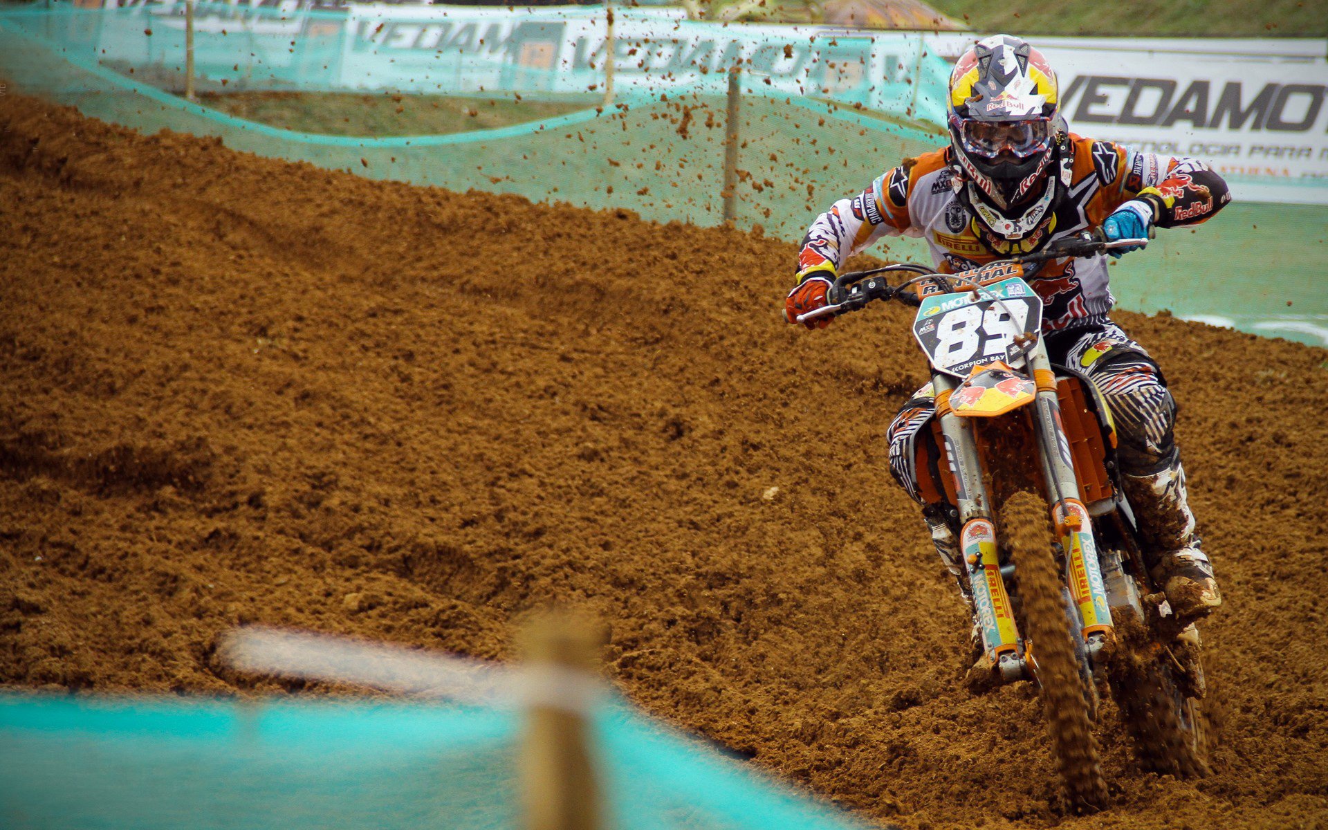 开云体育app-赛道上的心跳，雷诺绝杀红牛二队，勒克莱尔刷新历史纪录